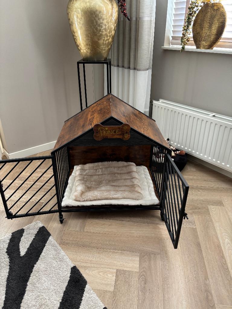 Honden Bench, Ophalen, Zo goed als nieuw