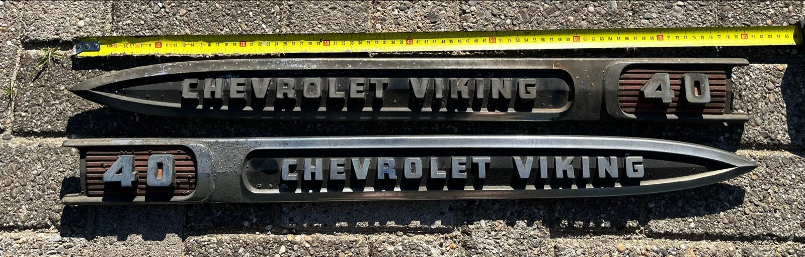 Chevrolet Viking 40 Emblemen - Origineel Oud Model, Verzenden, Gebruikt, Overige merken, Overige Auto-onderdelen