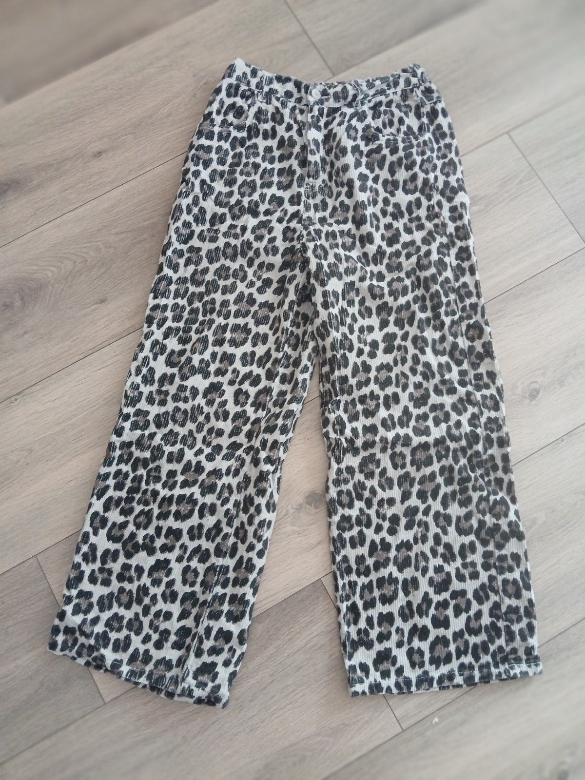 Leopardprint corduroy broek, Maat 38/40 (M), Meerkleurig, Ophalen of Verzenden, Lang