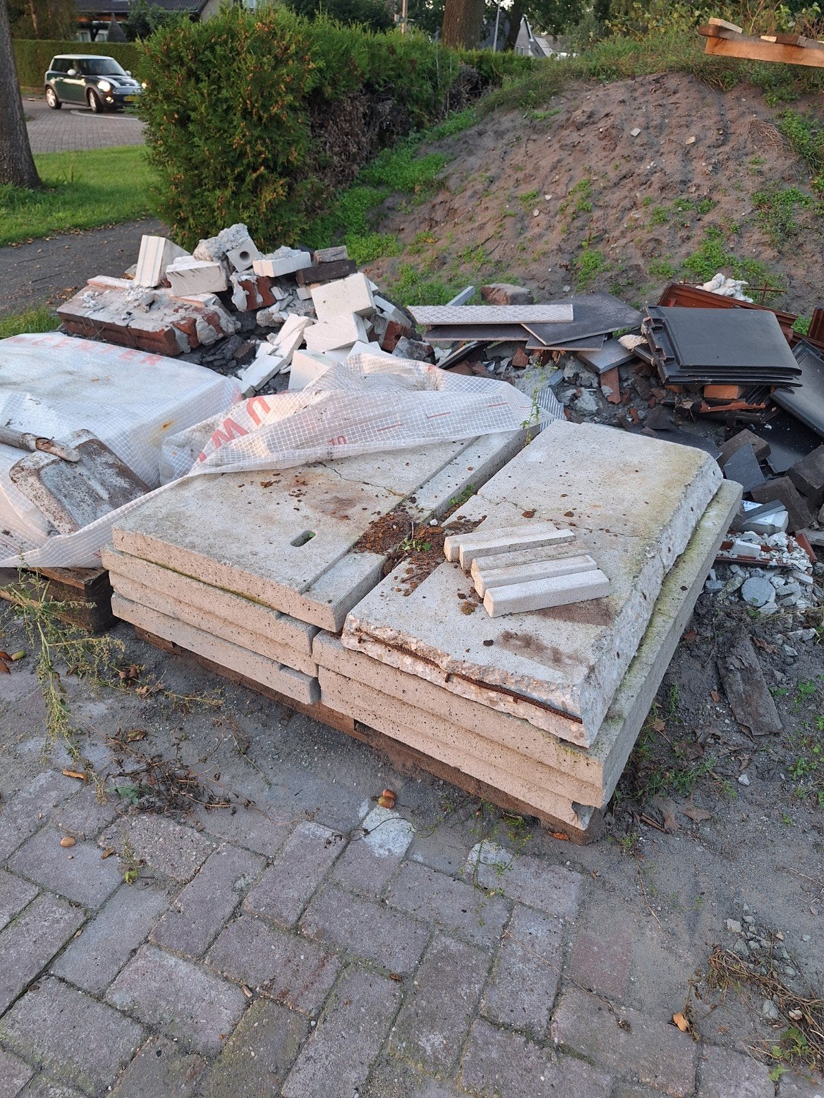 8-10 betonplaten/stelconplaten, Ophalen