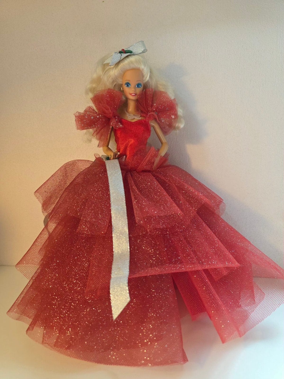 Barbie Happy Holidays 1988 first edition, Ophalen of Verzenden, Zo goed als nieuw, Fashion Doll