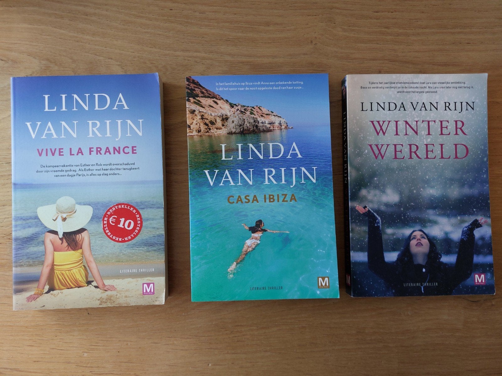 Set van 9 boeken van Linda van Rijn, Ophalen, Zo goed als nieuw