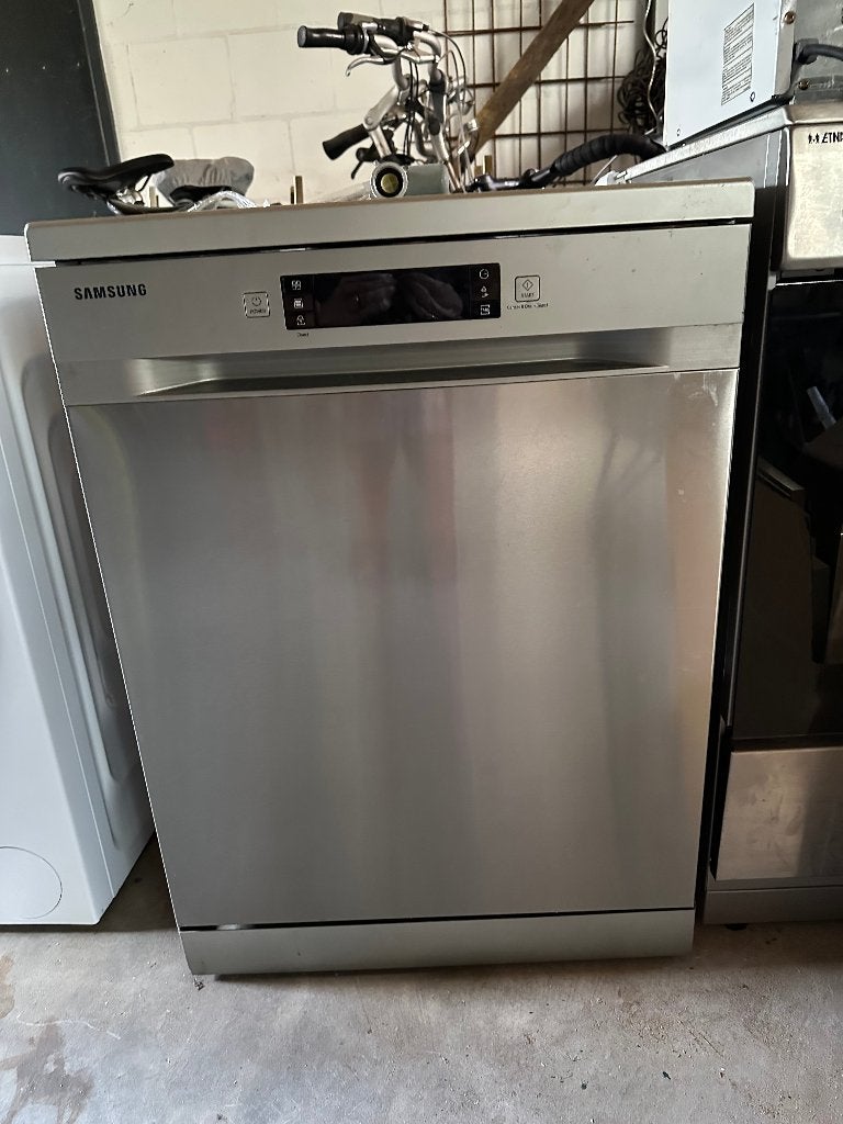 vaatwasmachine omgeving Nijmegen, Ophalen, Gebruikt, Minder dan 85 cm, 45 tot 60 cm
