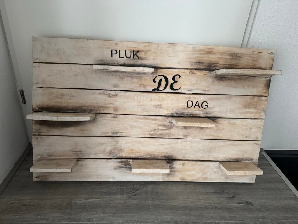 Wandbord met plankjes - Pluk de Dag (98x60 cm), Ophalen, Zo goed als nieuw