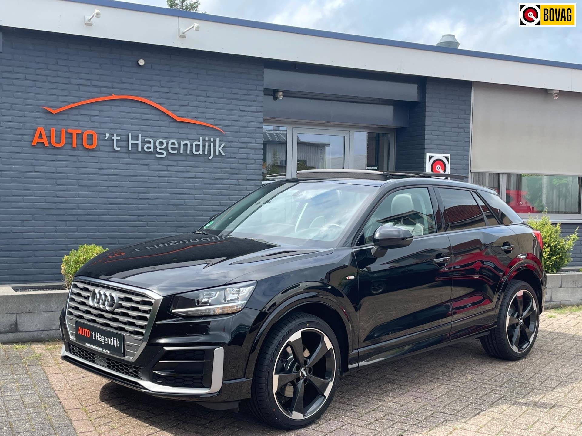 Audi Q2 1.4 TFSI 150PK AUT S-line pano B&O 19” leder, Auto's, Gebruikt, 4 cilinders, 150 pk, Zwart