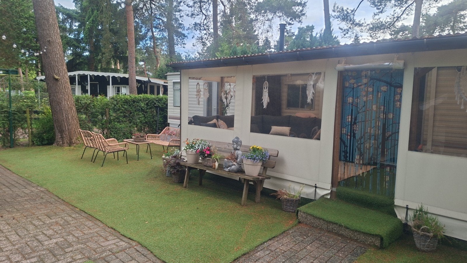 Ruime 4-5 pers. Stacaravan op 4.5 Camping Roland