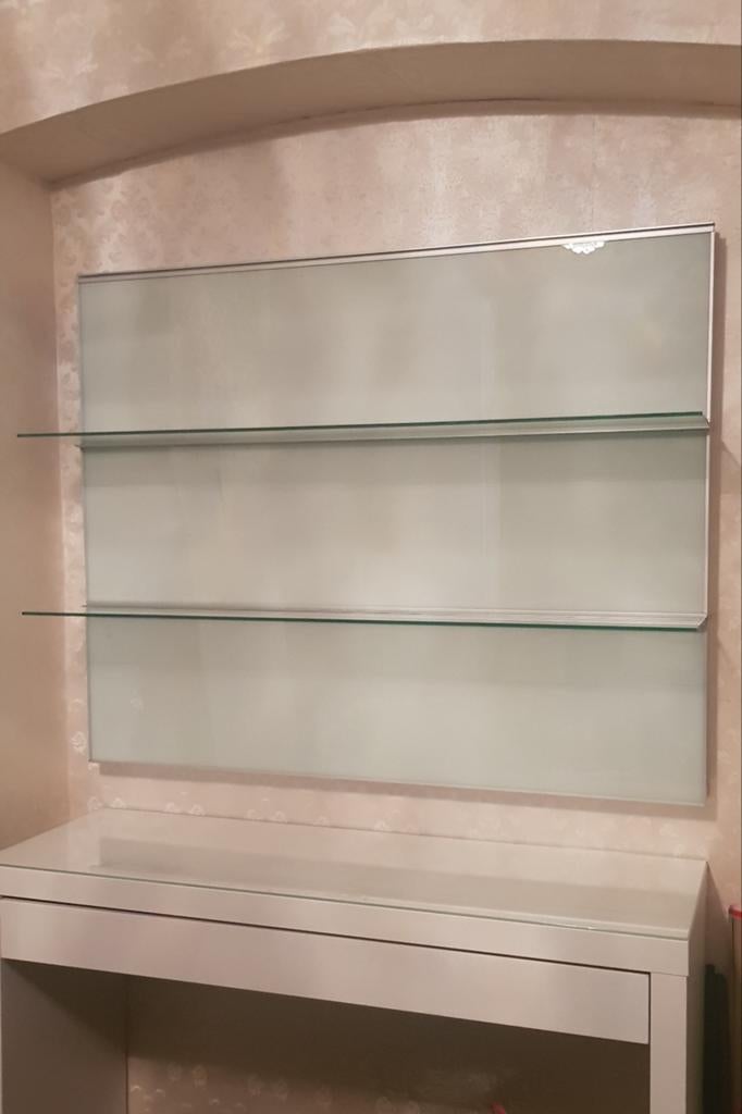 Tv meubel/wandkast, Ophalen