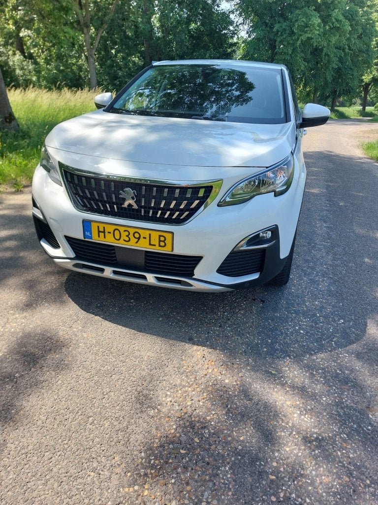 Peugeot 3008 1.2 Puretech 130pk S&S EAT 2020 Wit, Auto's, 1295 kg, 1199 cc, Origineel Nederlands, 690 kg