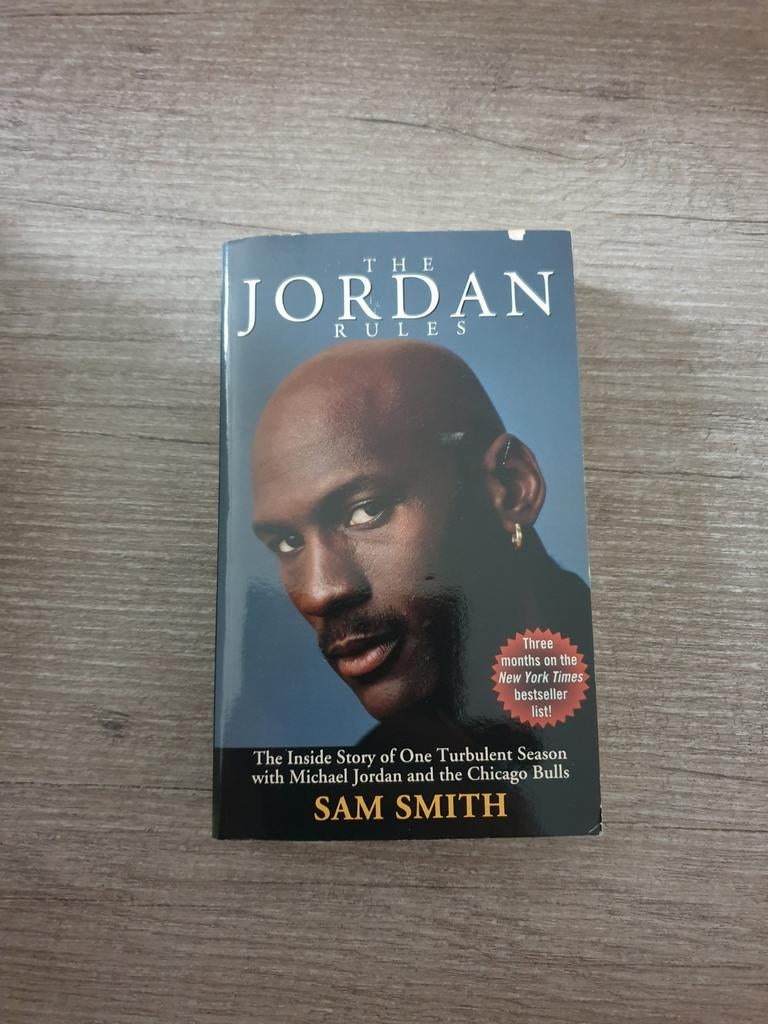 The Jordan Rules - Sam Smith (Michael Jordan, Chicago Bulls), Boeken, Ophalen of Verzenden, Gelezen, Sam Smith