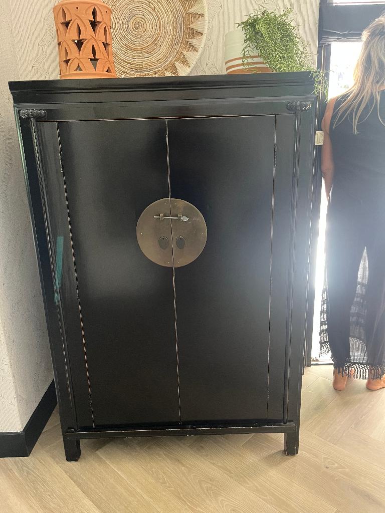 Zwarte Chinese kast 150 hoog 100 breed 60cm diep, Ophalen, 100 tot 150 cm, 100 tot 150 cm, 50 tot 75 cm