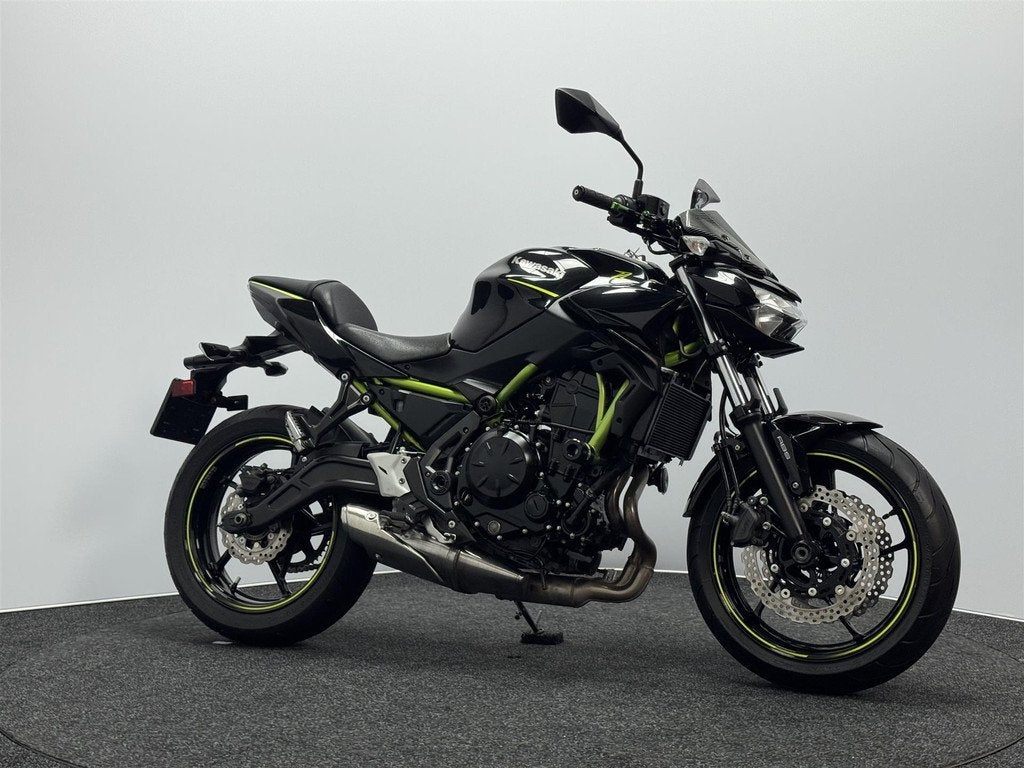 Kawasaki Z650 ABS, LED Verlichting, 649 cc, Bedrijf, 12 t/m 35 kW