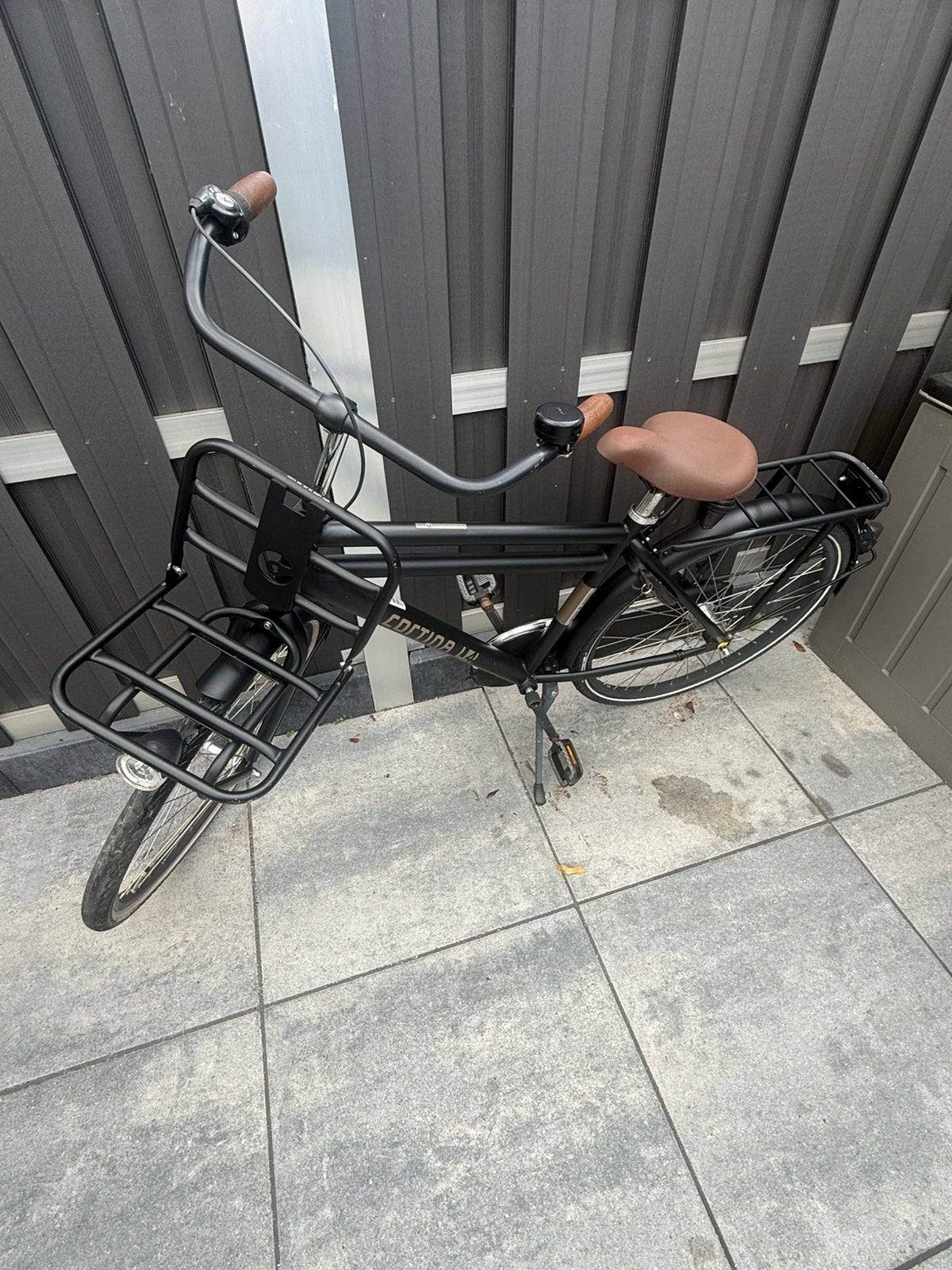 Cortina u4 24 ins met aankoop bon, Ophalen, Zo goed als nieuw