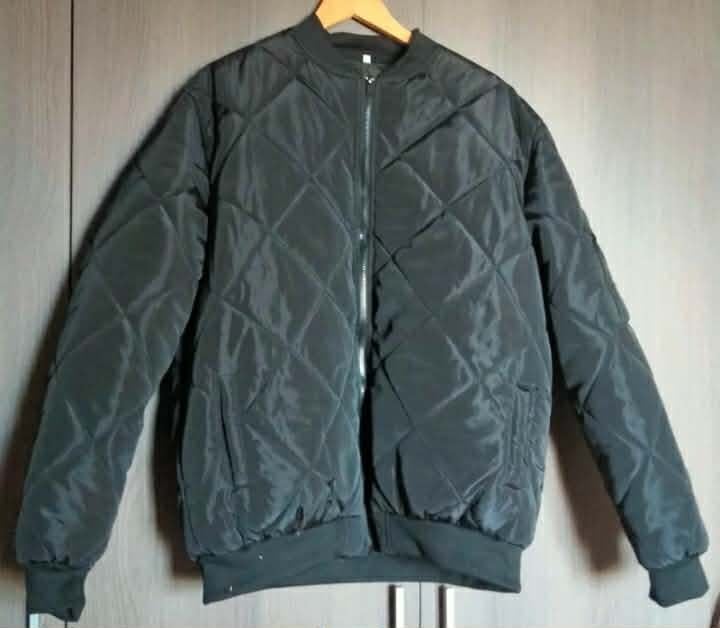 Nieuwe winter jas, Kleding | Dames, Jassen | Winter, Ophalen, Nieuw, Maat 46/48 (XL) of groter, Zwart