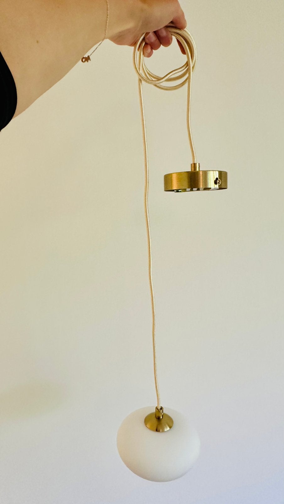 Elegante bol bedlamp met lange kabel - Sklum, Marlien, Huis en Inrichting, Lampen | Hanglampen, Ophalen of Verzenden, Nieuw, Glas