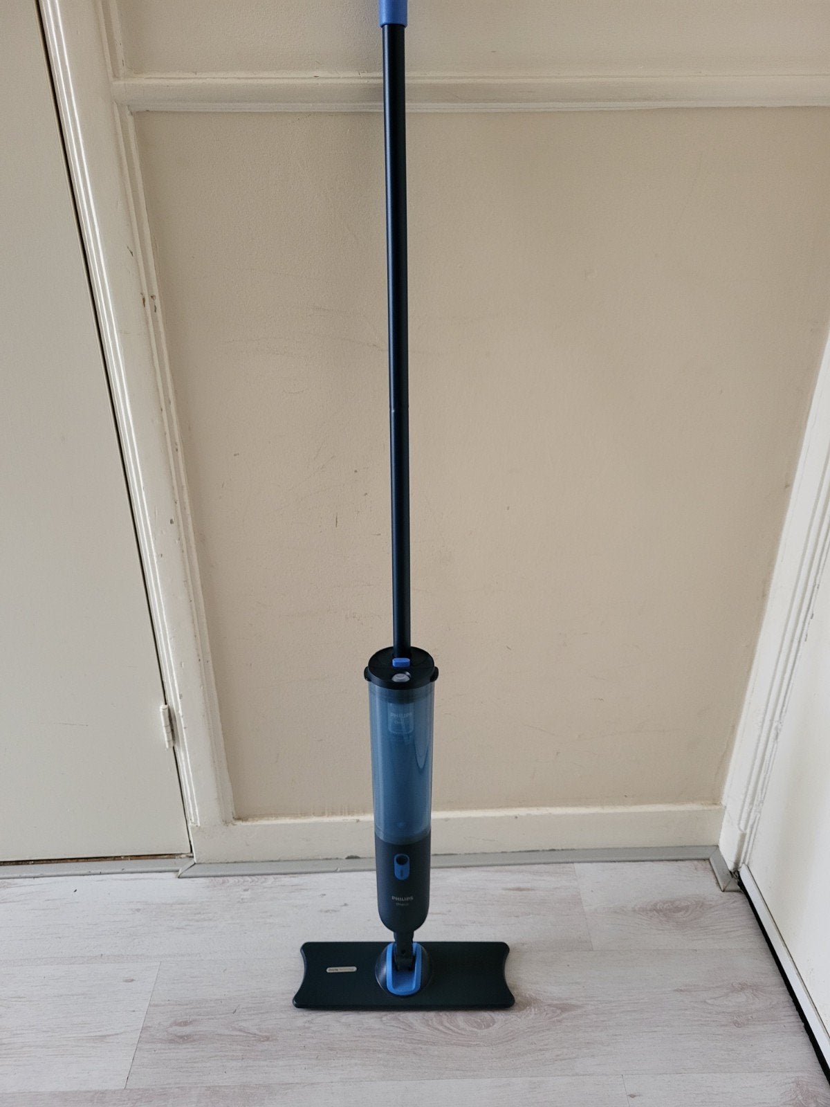 Philips one up elektrische dweil 3000, Huis en Inrichting, Schoonmaakartikelen, Ophalen of Verzenden