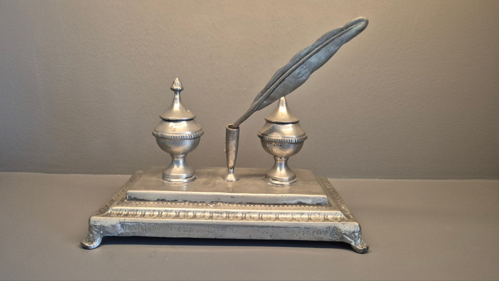 Antieke tinnen inktstel met veerpen - 23 CM, Ophalen of Verzenden