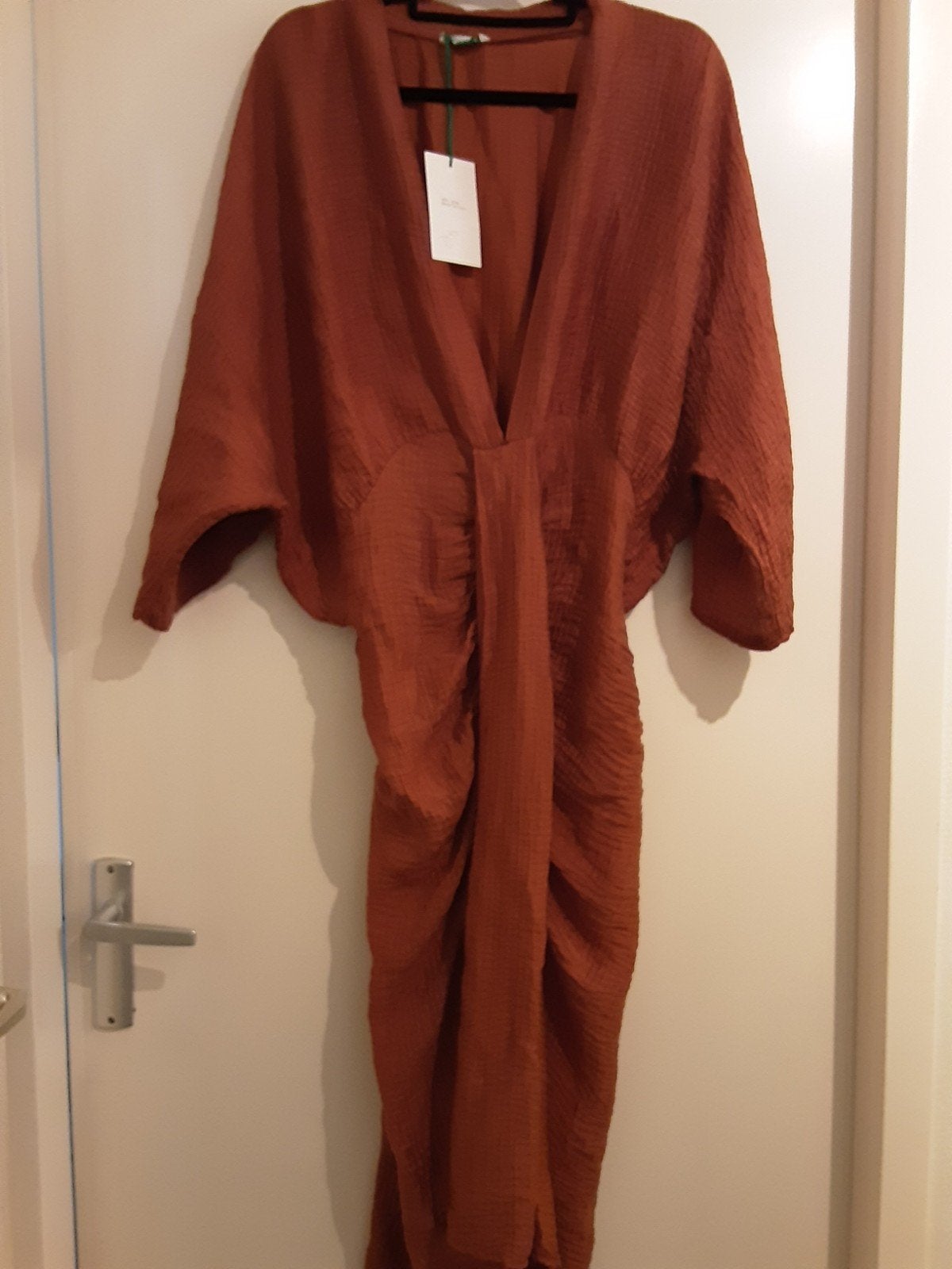 jurk one size met vleermuizen mouwen (nieuw), Zwart, Nieuw, Onder de knie, Ophalen