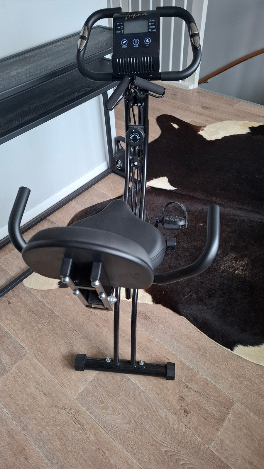 Aanbieding!! Luxari Hometrainer - Zo goed als nieuw, Ophalen, Zo goed als nieuw, Metaal, Benen