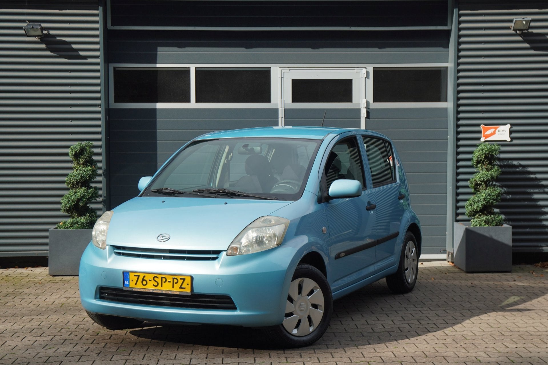 Daihatsu Sirion 2 1.3-16V AUTOMAAT Comfort APK NIEUW!, Auto's, Daihatsu, Stof, Gebruikt, 4 cilinders, Blauw