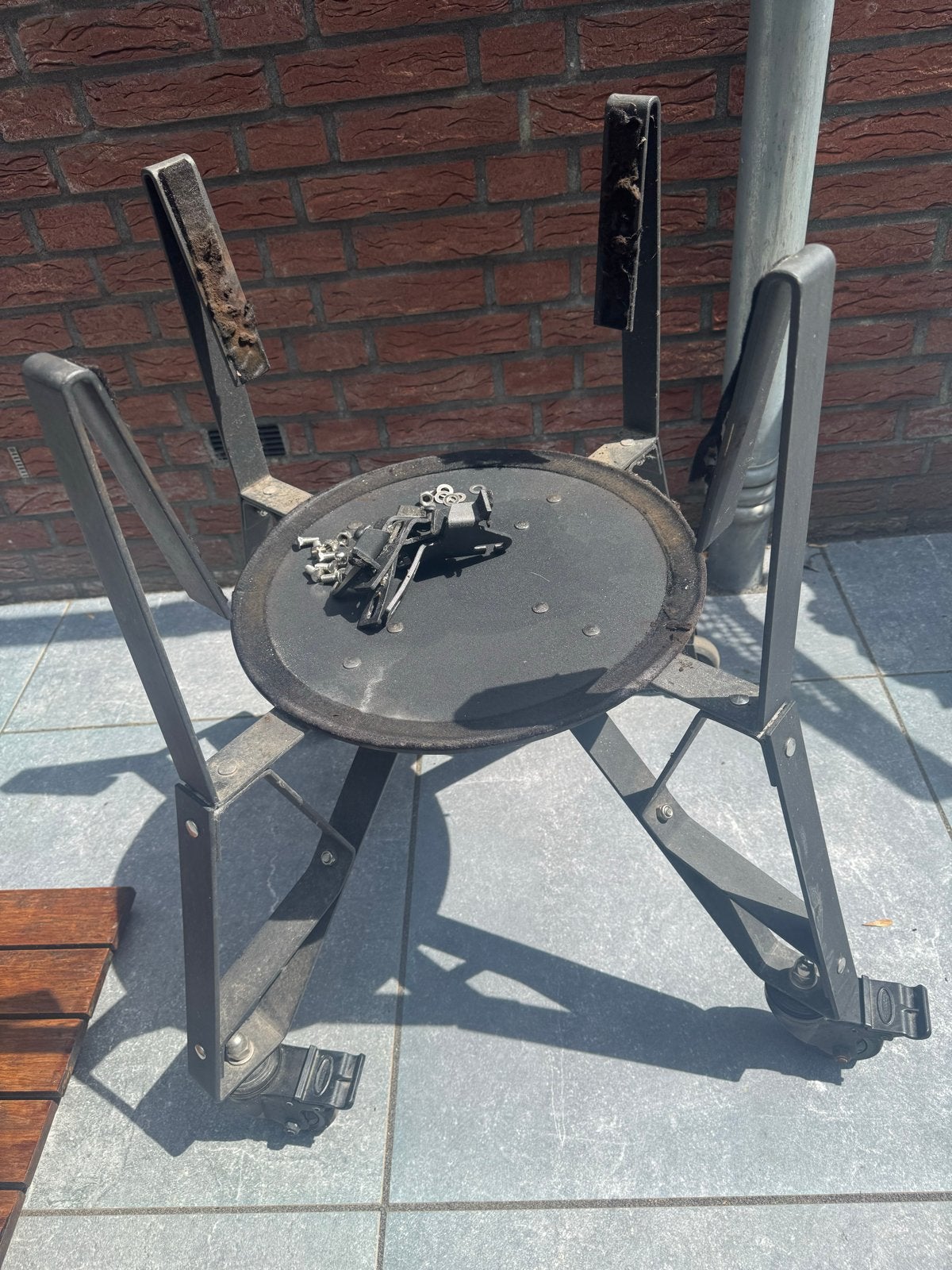 Verrijdbaar onderstel voor bastard BBQ, Ophalen, Gebruikt