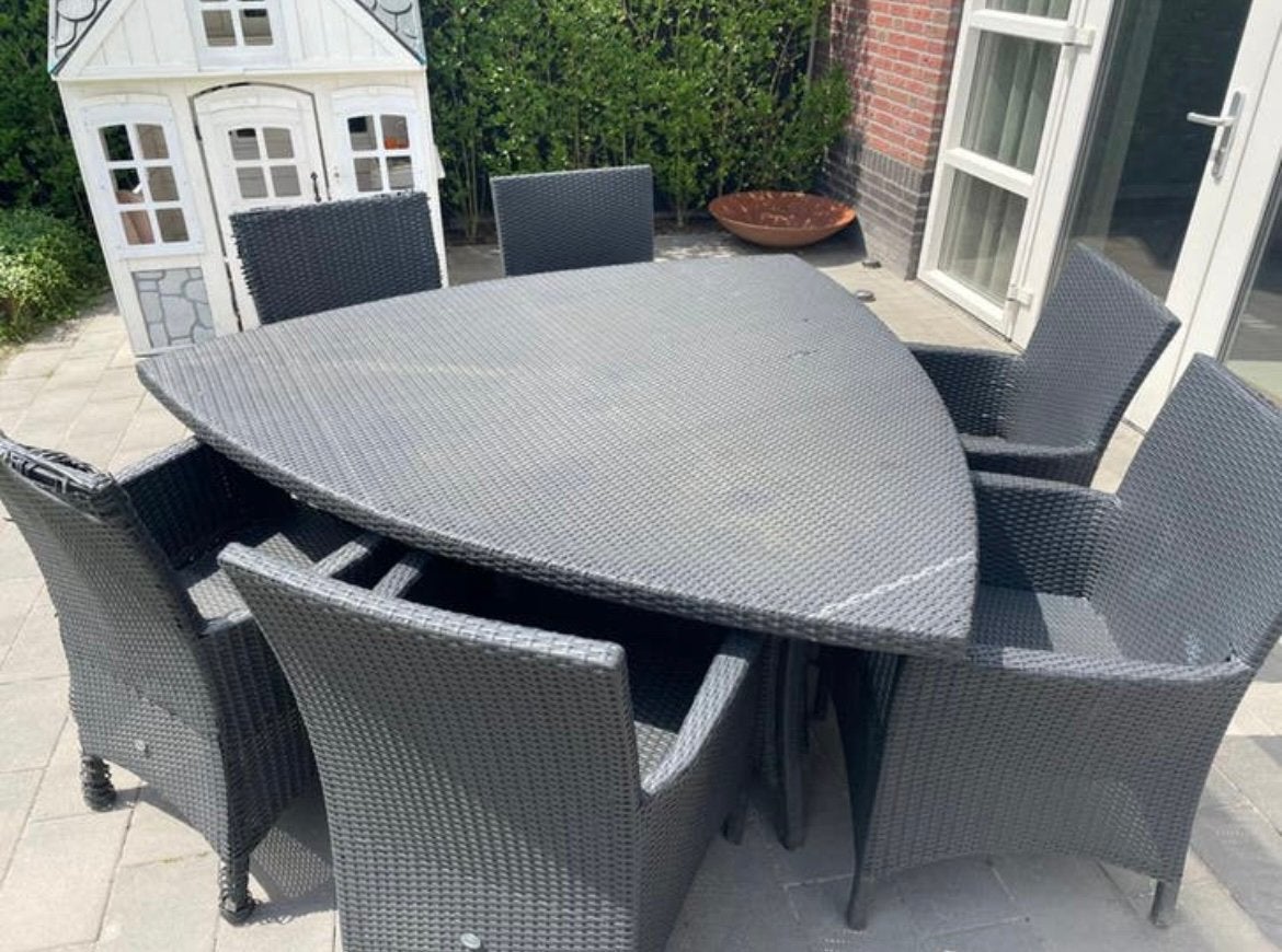 6 stoelen en tafel met kussens (hartman), Ophalen, Gebruikt, Kunststof, Stoel