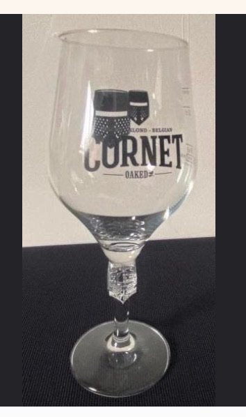Cornet bierglas op voet. Strong-Blond-Belgian Oaked.H.23,5, Ophalen of Verzenden, Zo goed als nieuw, Glas of Glazen, Overige merken