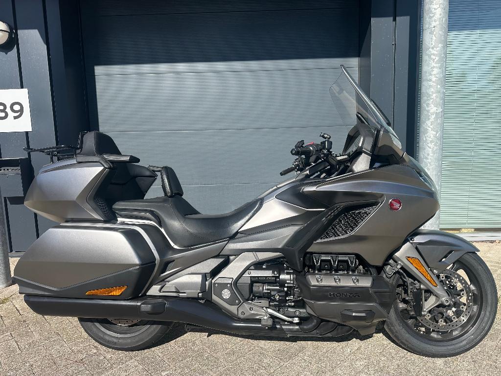 Goldwing 1800 bagger, Motoren, Handvatverwarming, Particulier, Meer dan 35 kW, Toermotor