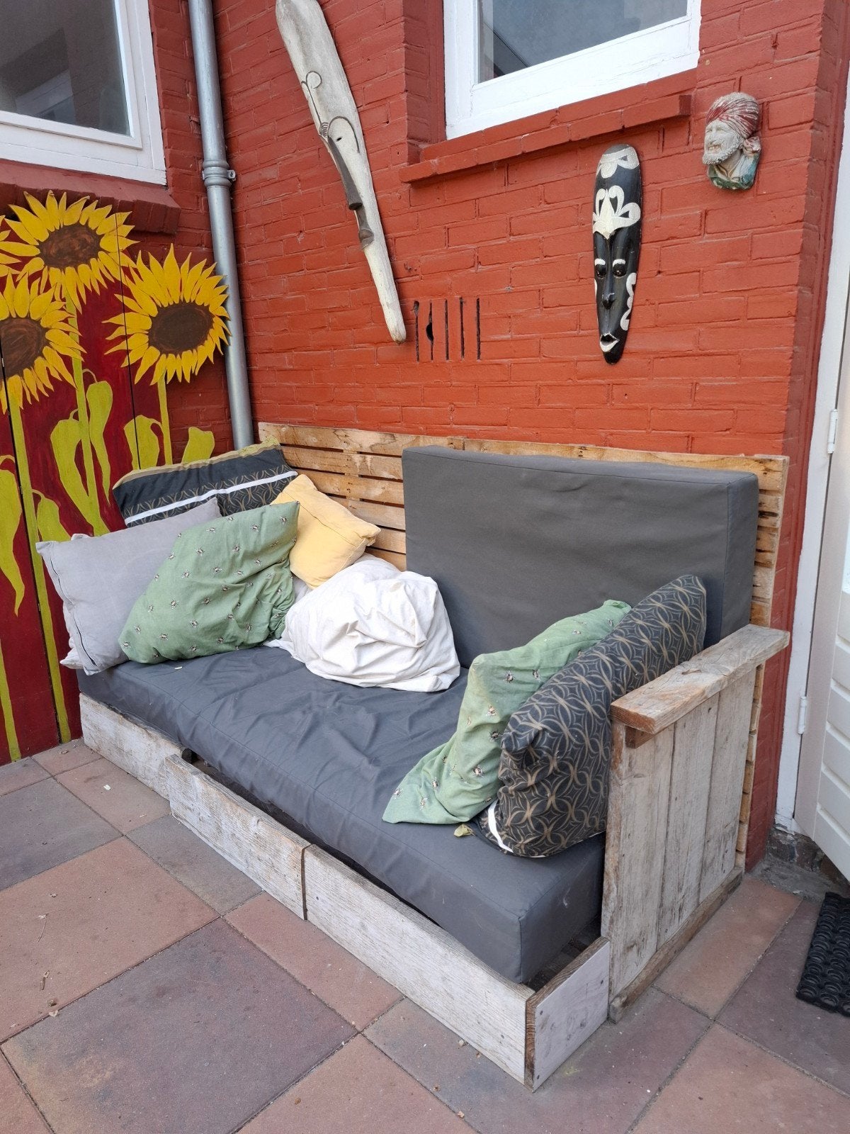 Zelfgemaakte loungebank van pallets, Ophalen, Gebruikt, Hout