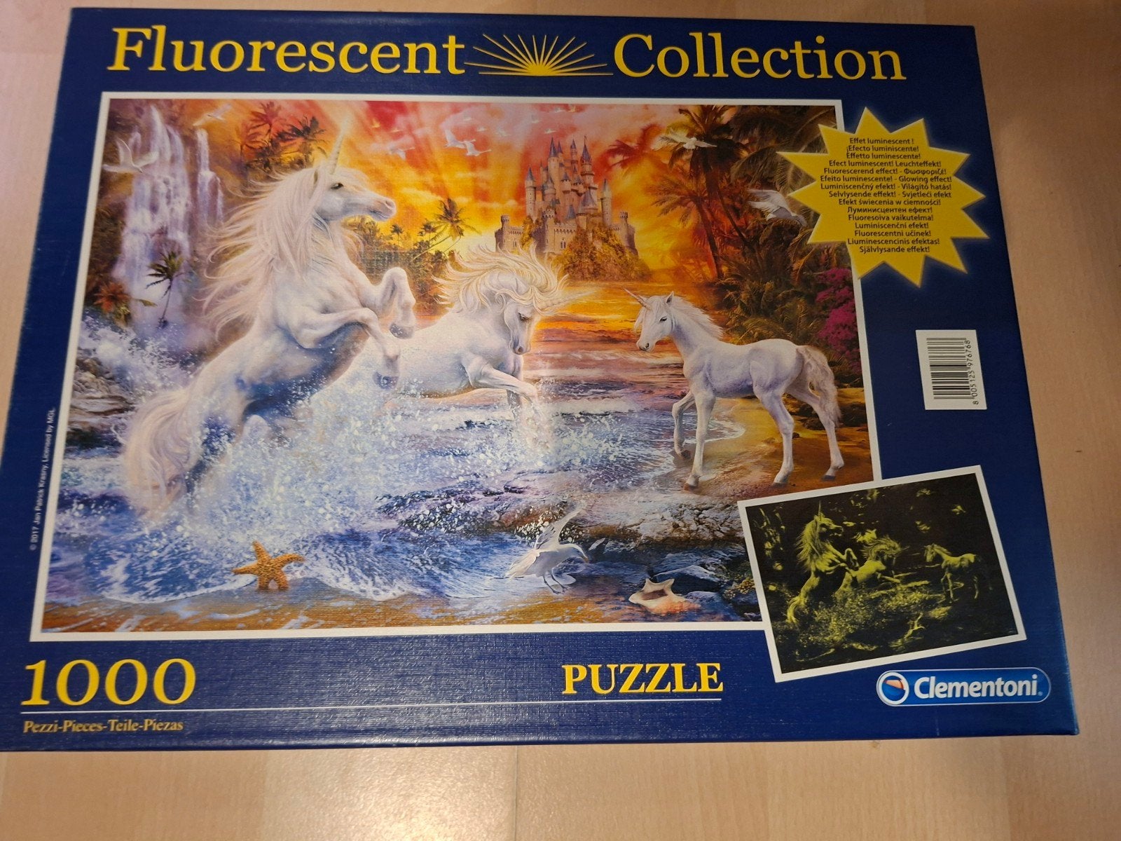Clementoni Fluorescent Collection Eenhoorn Puzzel 1000 st, Ophalen of Verzenden, 500 t/m 1500 stukjes, Zo goed als nieuw, Legpuzzel