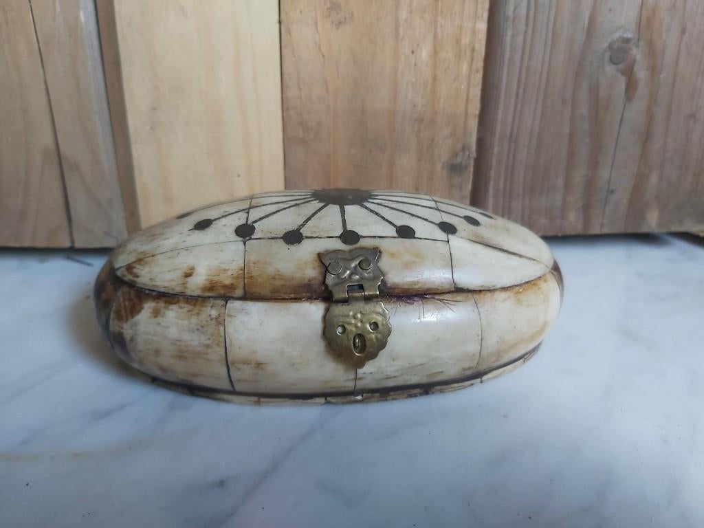 Vintage oosters juwelendoosje met kamelen been en messing, Ophalen of Verzenden