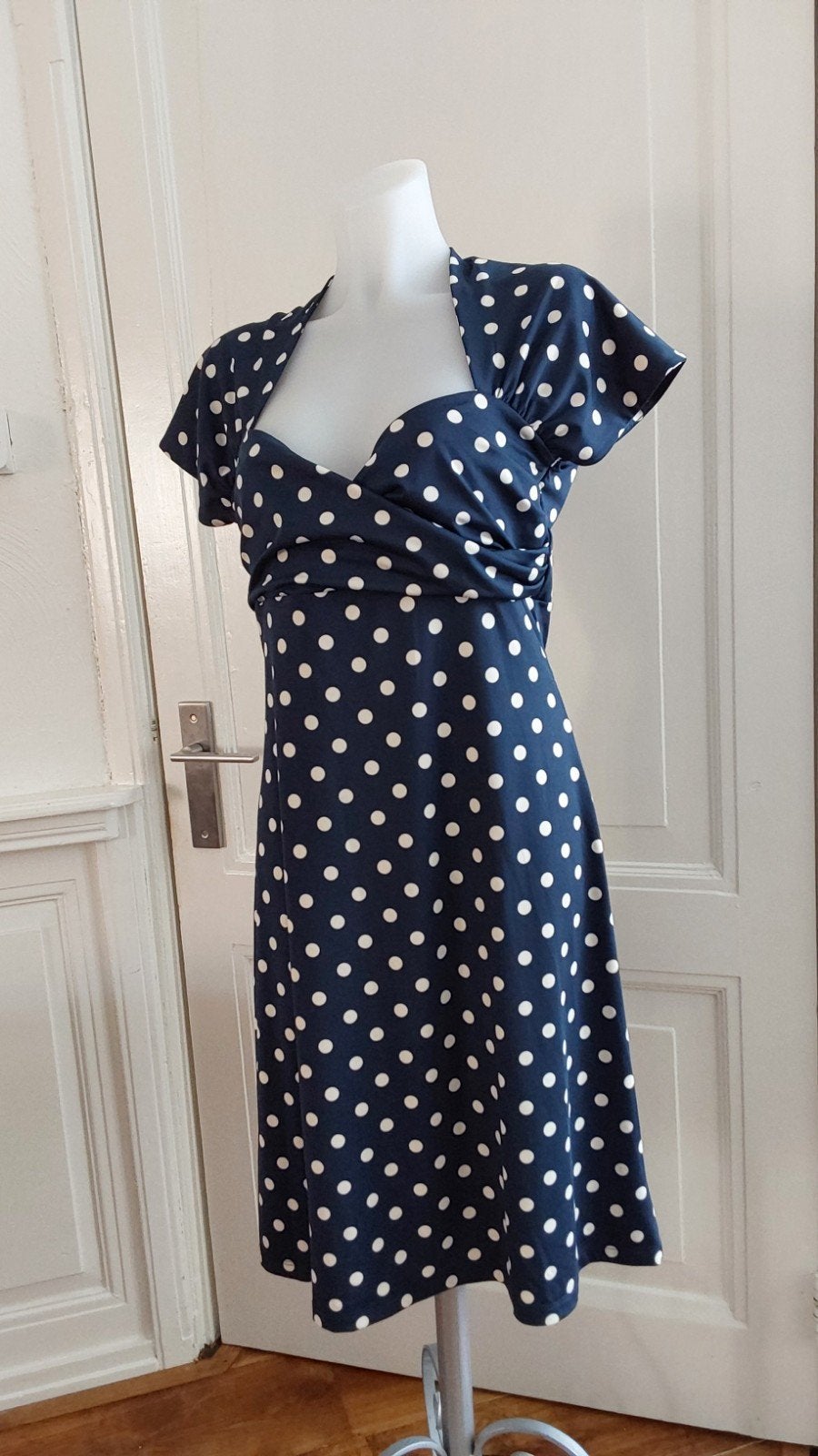 Leuke King Louie zomerjurk maat M - Polkadot, Kleding | Dames, Maat 38/40 (M), Blauw, ,, Ophalen of Verzenden
