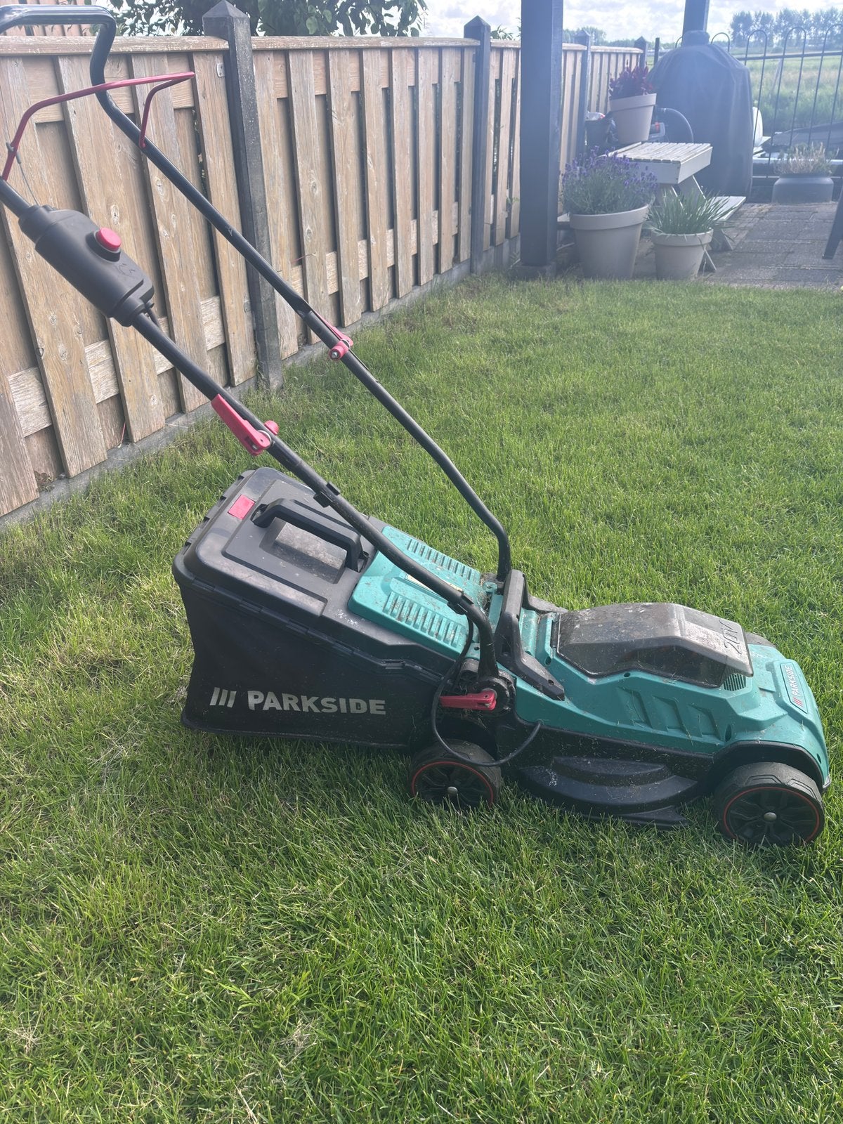 Parkside Grasmaaier incl 3 accu’s, Ophalen, Gebruikt