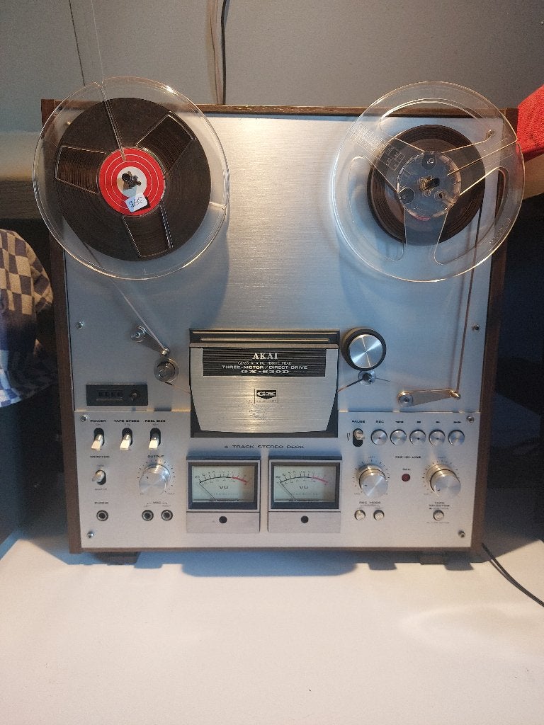 Te Koop mooie recent onderhouden Akai GX 630D, Ophalen, Bandrecorder, Met banden