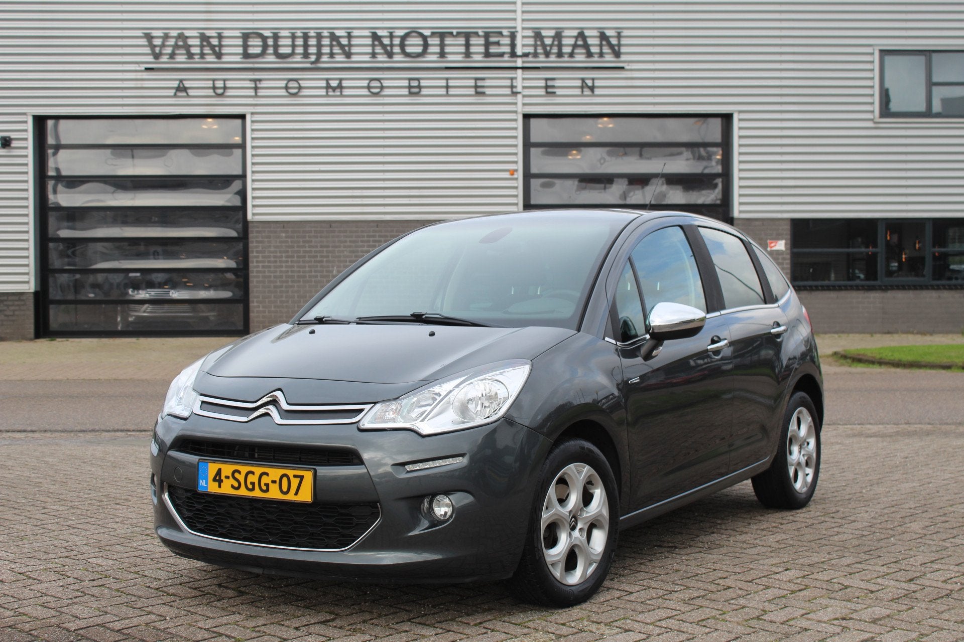 Citroën C3 1.6 VTi Exclusive / Navigatie / Camera / N.A.P., Auto's, Euro 5, Gebruikt, 4 cilinders, Met garantie (alle)