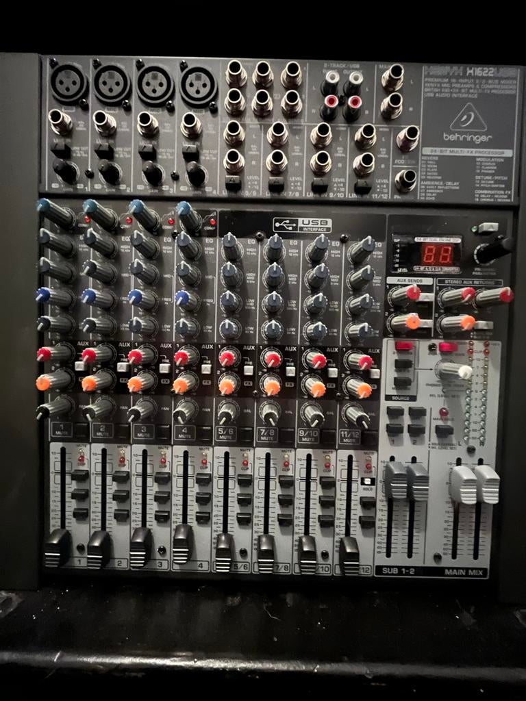 Behringer Xenyx 1622 USB Mixer, Ophalen of Verzenden, Gebruikt, 10 tot 20 kanalen, Microfooningang