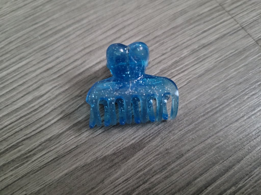 Blauw haarklemmetje ~ SJ2915, Ophalen of Verzenden, Gebruikt, Haarspeld, Blauw