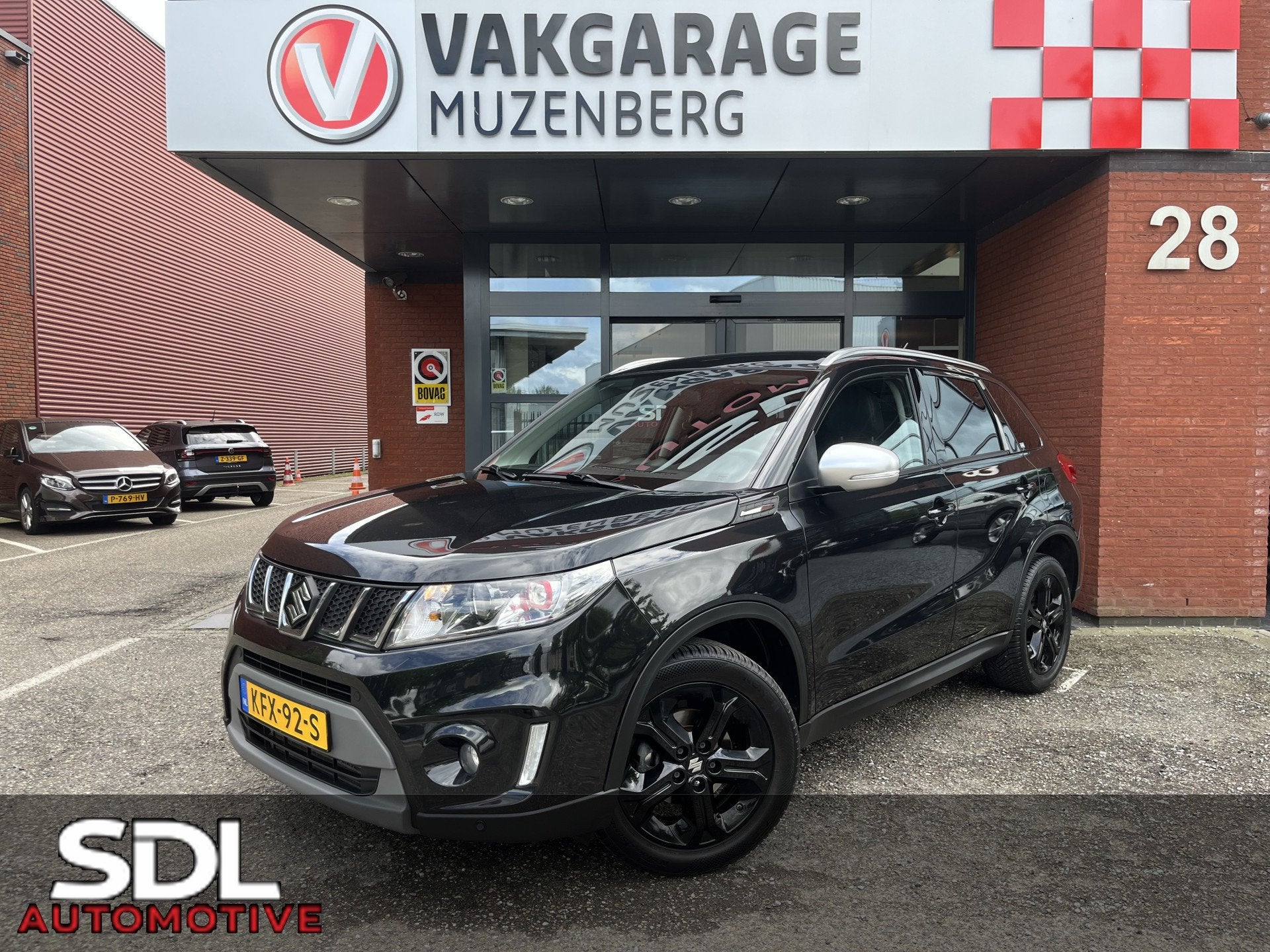 Suzuki Vitara 1.4 Boosterjet Stijl // KEYLESS // ADAPTIV. CR, Auto's, Dealer onderhouden, Gebruikt, 400 kg, Zwart