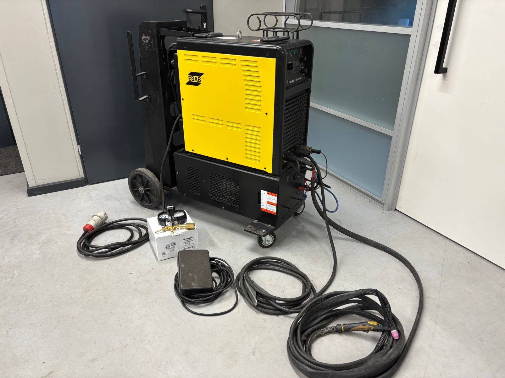 PERFECTE STAAT ESAB HELIARC AC/DC PULSE ECHT WERKPAARD!!!!!, I, Ophalen of Verzenden, Zo goed als nieuw, Tig