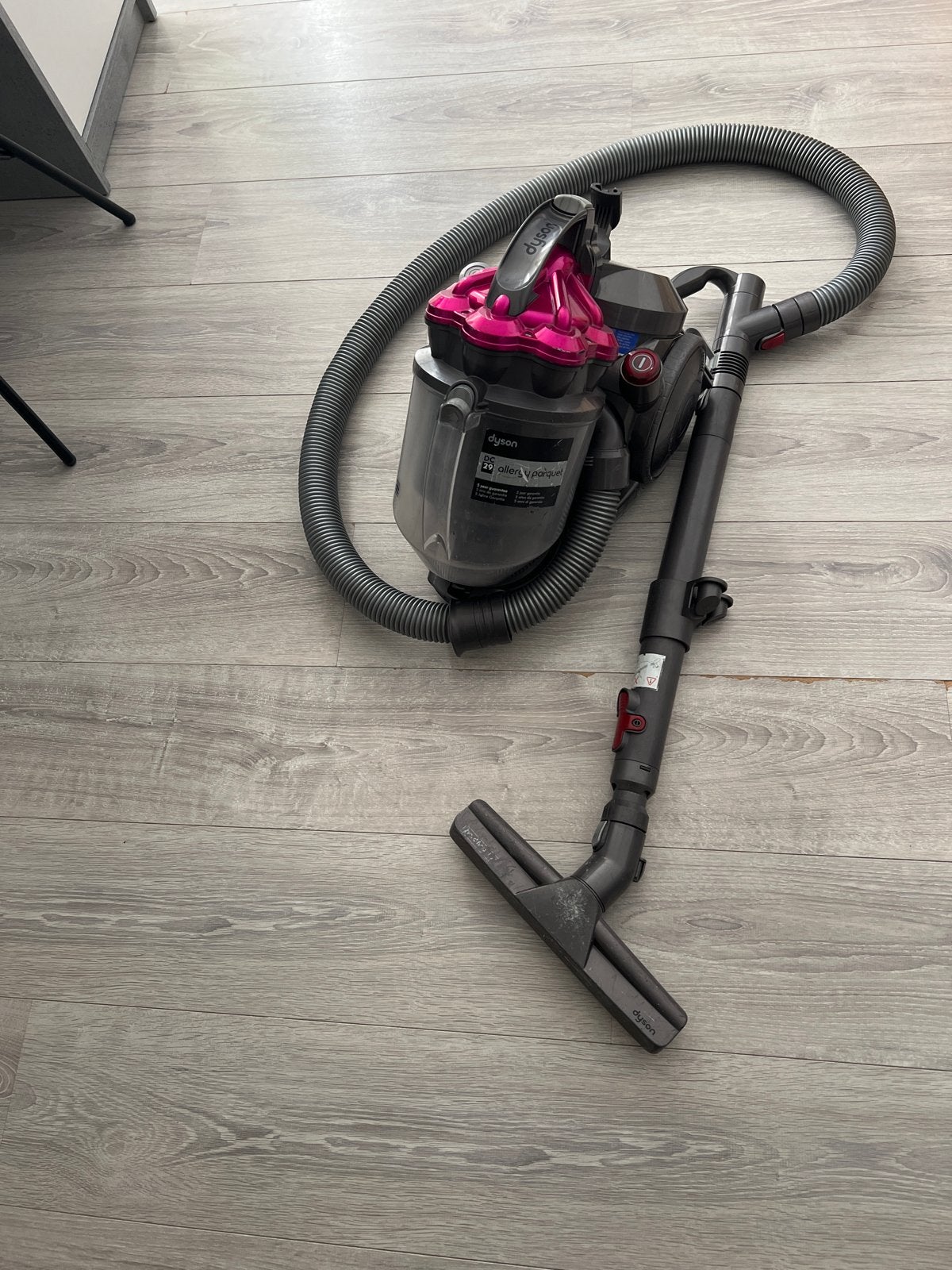 Dyson DC29 Allergy Parquet Stofzuiger - Gebruikt