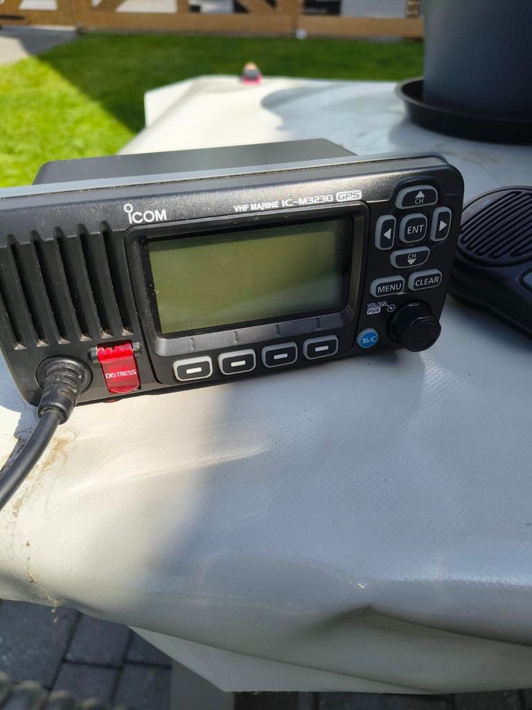 Marifoon icom IC-M323G, Watersport en Boten, Ophalen of Verzenden, Zo goed als nieuw, Motor en Techniek