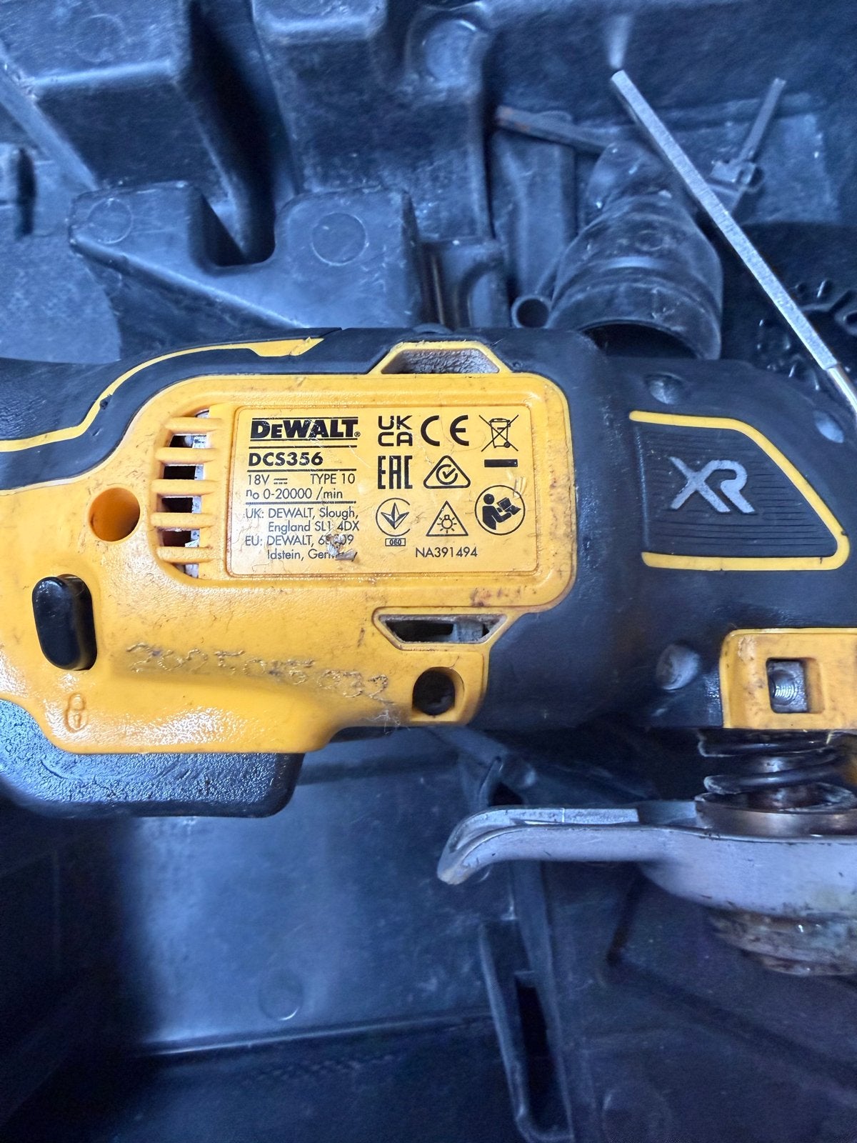 Dewalt Multitool DCS356 XR 18V - Zo goed als nieuw, Ophalen of Verzenden, Zo goed als nieuw