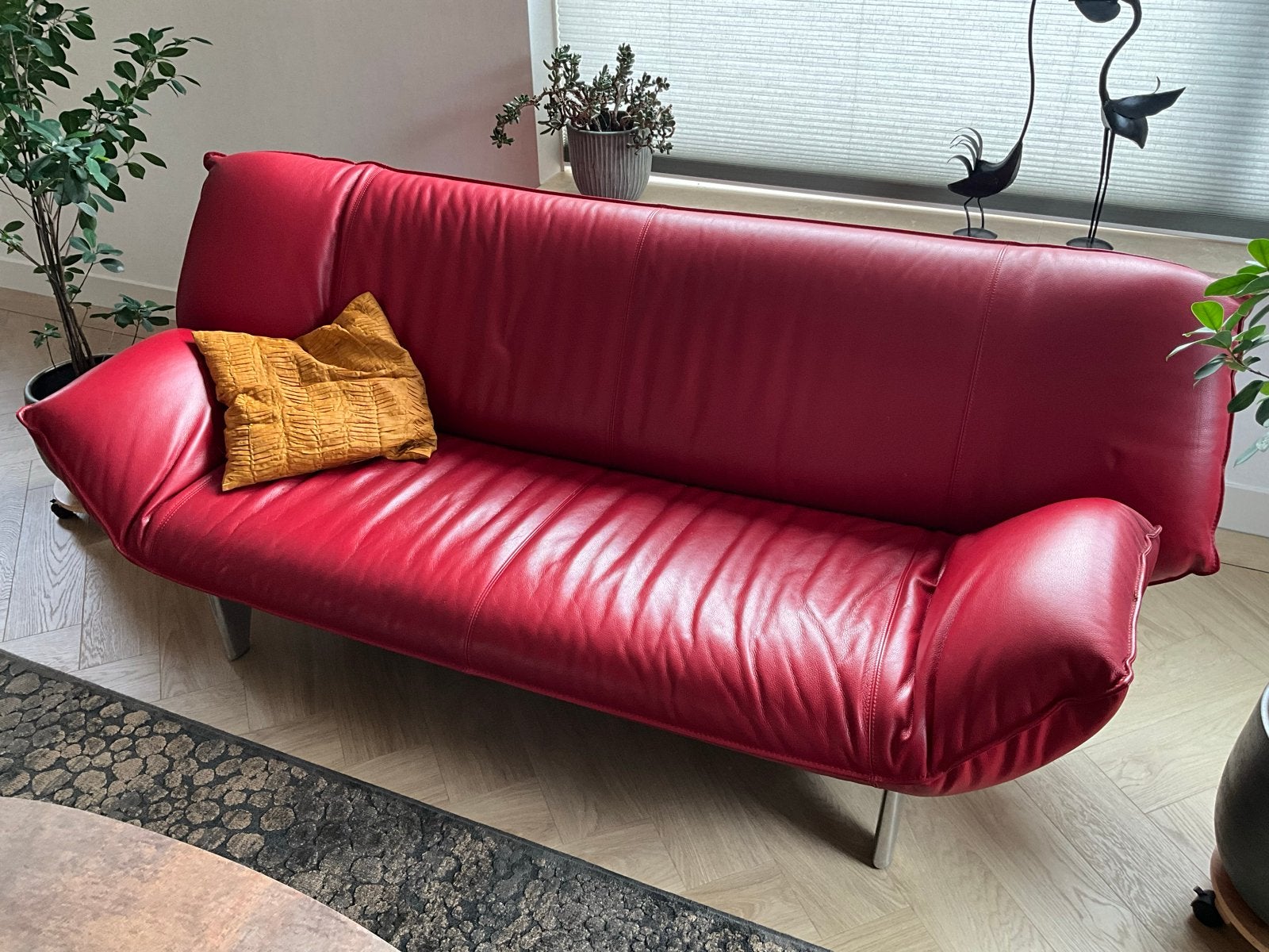 Leolux Tango rood lederen bank, Huis en Inrichting, Ophalen, Gebruikt, Driepersoons, Design, modern
