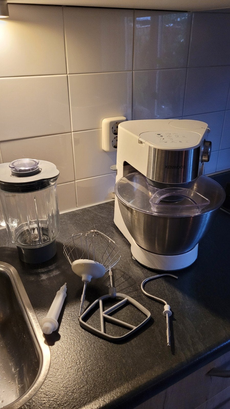 kenwood keukenmachine 900 watt, 4 liter of meer, Ophalen of Verzenden, 3 snelheden of meer