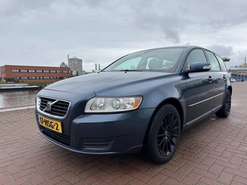 Volvo V50 2.0 /Airco/Cruise/Trekhaak/Navi/Frisse APK, Voorwielaandrijving, Stof, Gebruikt, Zwart