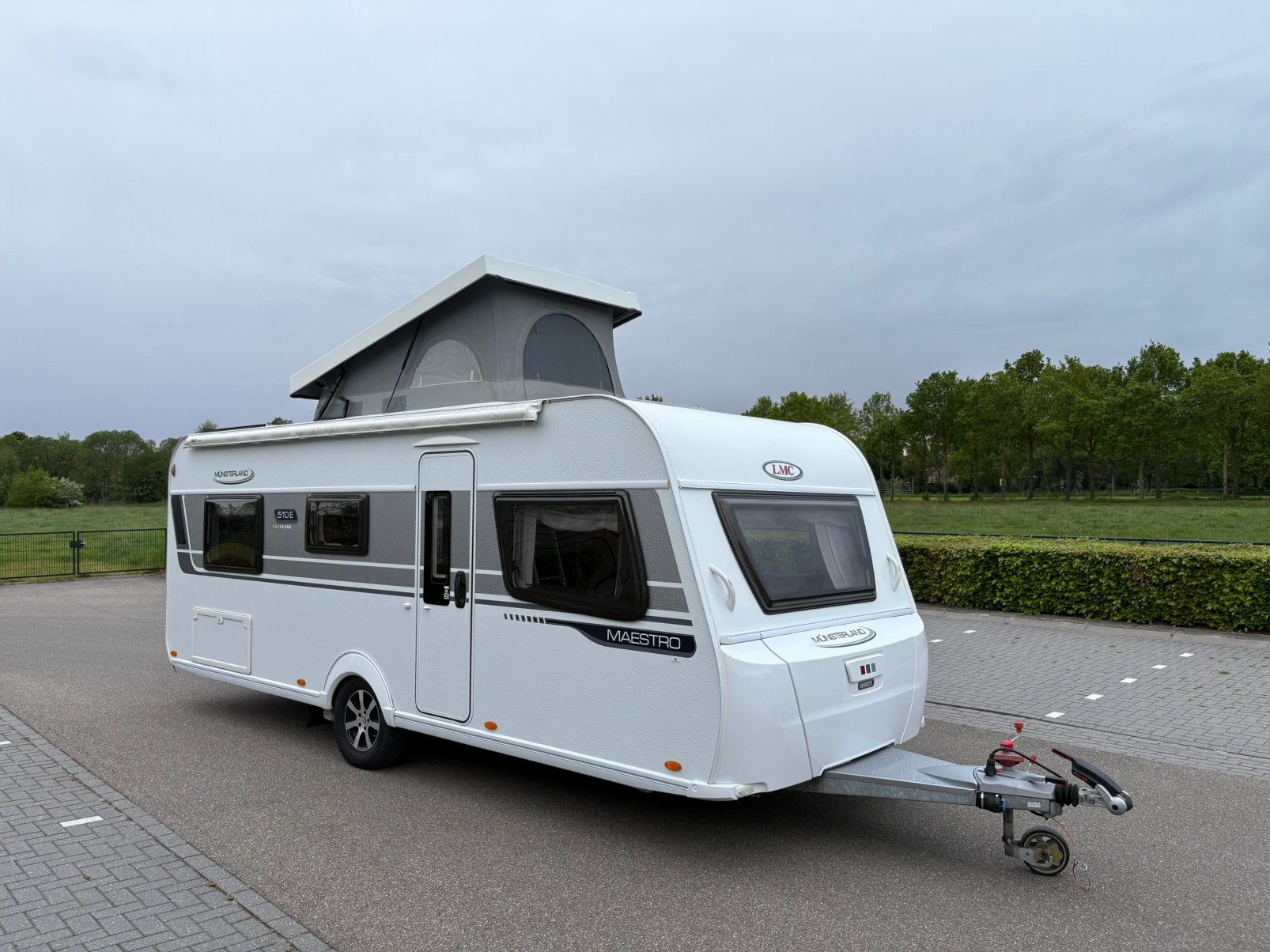 Unieke LMC Maestro 510E HEFDAK ALDE MOVER 6 Persoon SLAAPDAK, Caravans en Kamperen, Caravans, Particulier