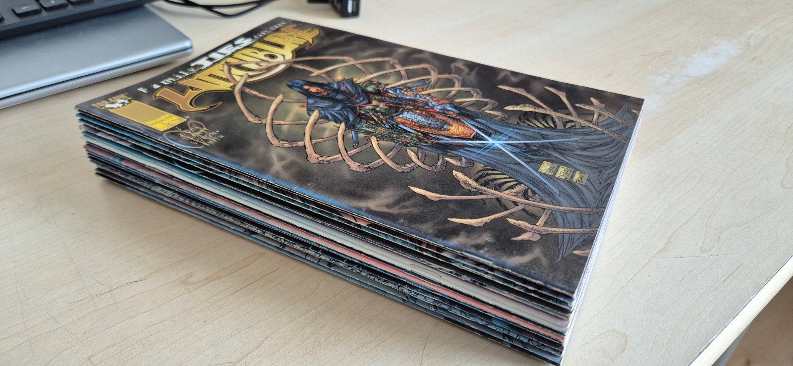 Witchblade 1 t/m 19 plus Tomb Raider/Witchblade, Boeken, Meerdere comics, Ophalen of Verzenden, Japan (Manga)