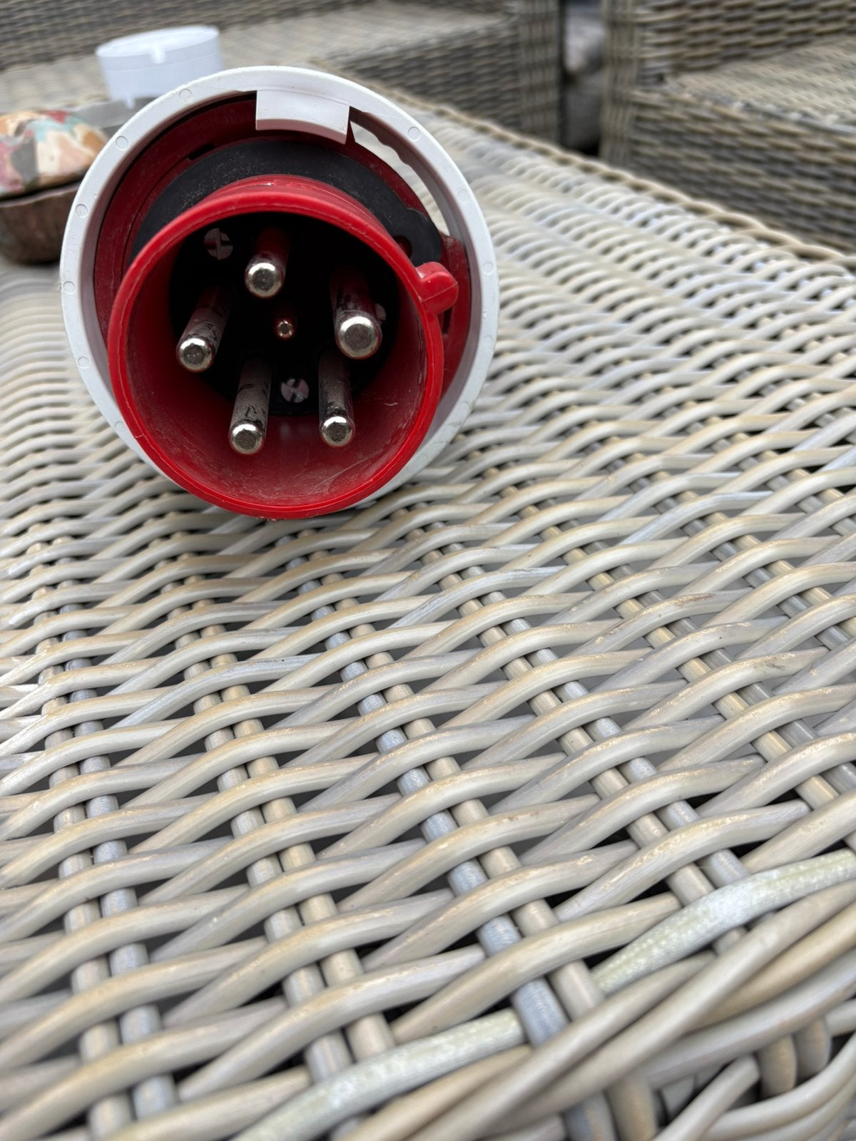 380 volt stekker, Ophalen, Zo goed als nieuw, Stekker