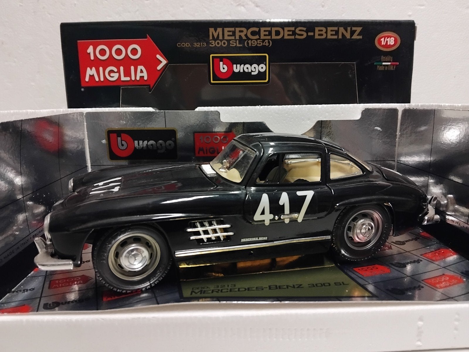 Mercedes Benz 300 SL #417 Mille Miglia 1000 Bbutago 1:18 KRD, Hobby en Vrije tijd, Modelauto's | 1:18, Ophalen of Verzenden, Zo goed als nieuw