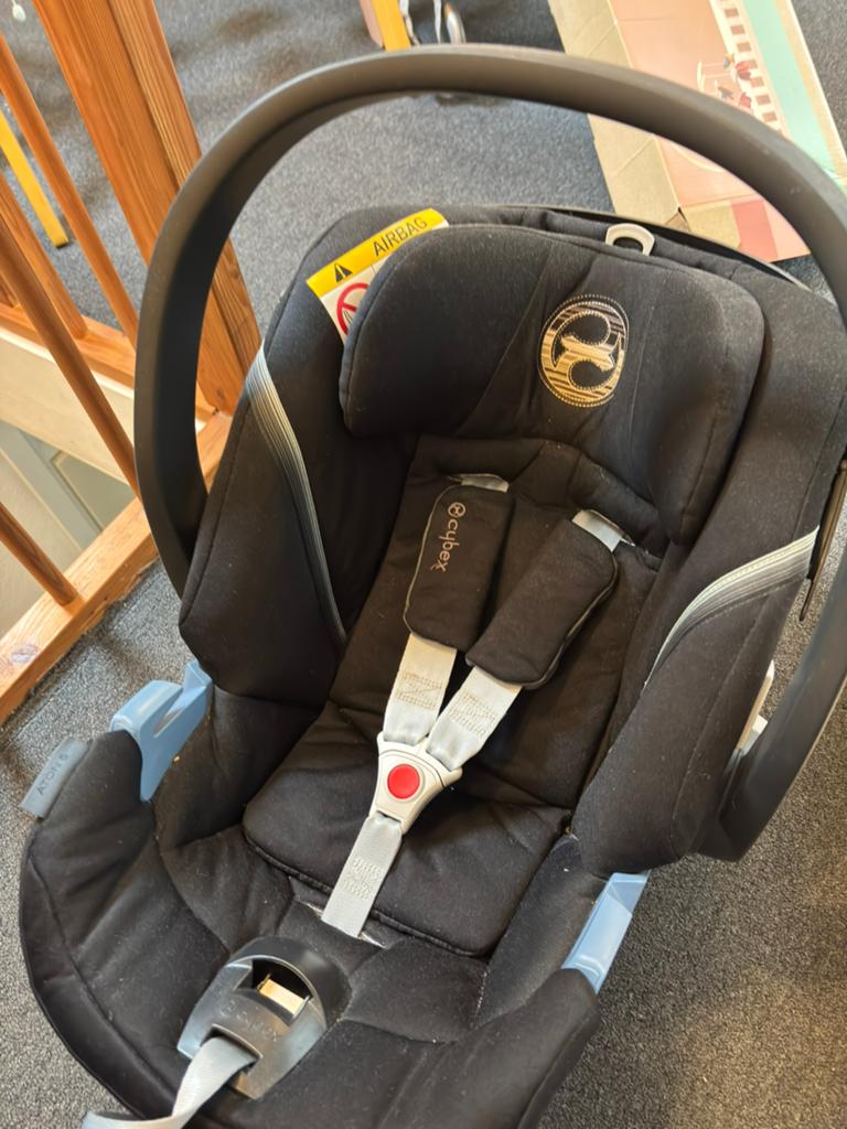 Cybex Aton 5 autostoel met adapters, 15 t/m 36 kg, Zo goed als nieuw, Isofix, Ophalen