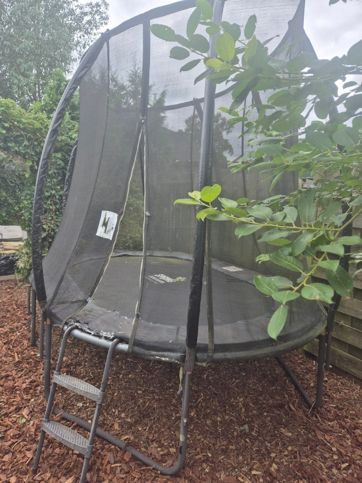 Ovale trampoline met vangnet, Ophalen, Gebruikt